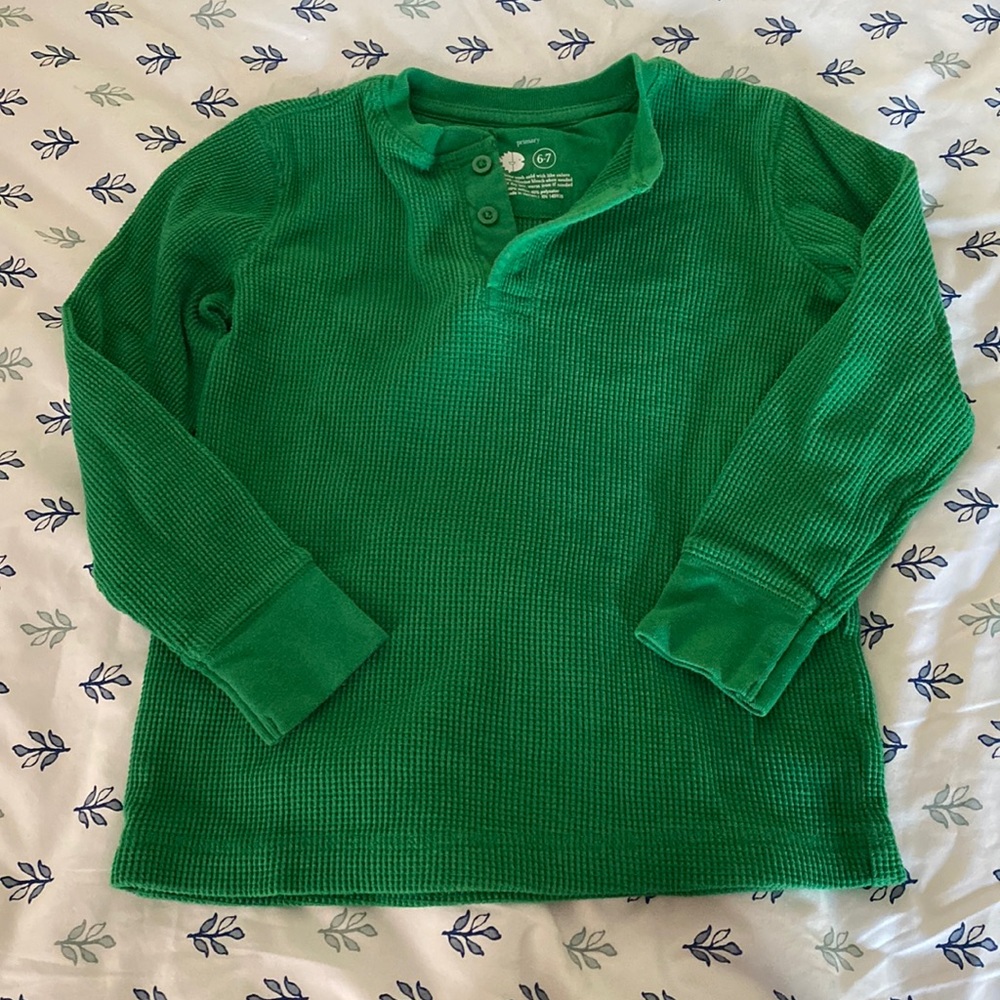 Primary size 6-7 waffle knit tee